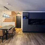 Grifone Dolomiti 4* أرابّا