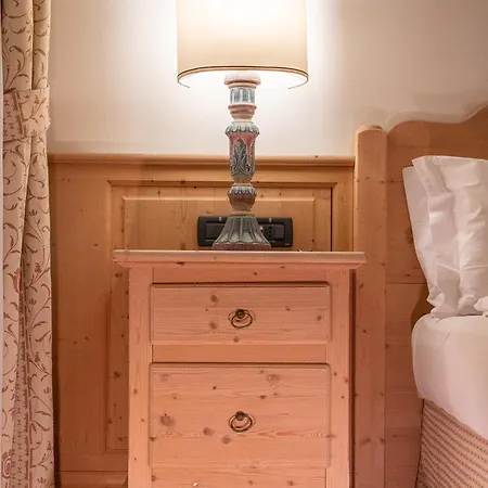 Grifone Dolomiti 4* Arabba