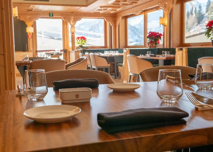 Grifone Dolomiti Hotel